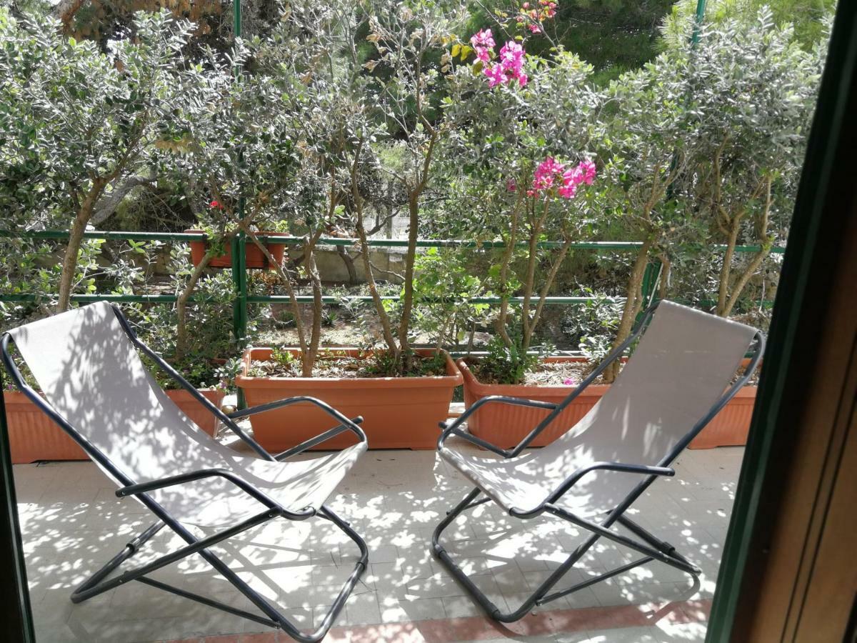 Апартаменты Il Giardino Su Lido Burrone Фавиньяна Экстерьер фото